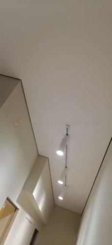 Еврокрааб в коридоре. Накладной трек