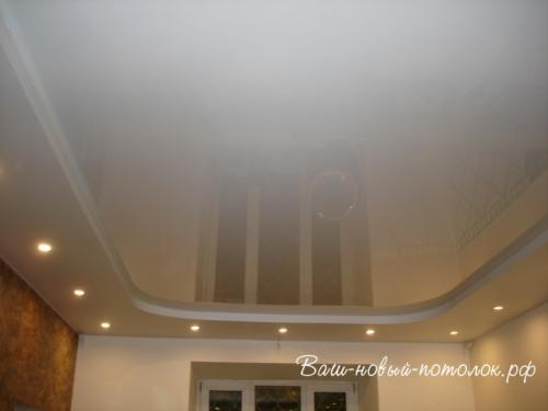 Комната 24м2; ПВХ глянцевый+матовый; 31900р