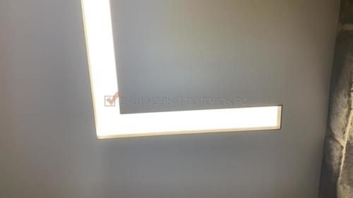 Световые линии Slott в бесщелевом потолке