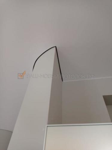 Сочетание теневого профиля eurolumfer и стандартного профиля со вставкой, полотно MSD Evolution