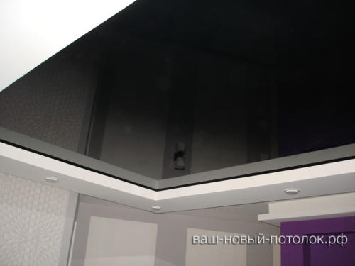 Двухуровневый натяжной потолок ПВХ черный, глянцевый