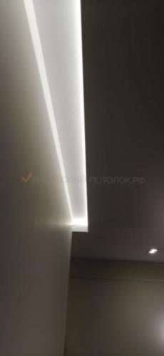 Ниша с подсветкой